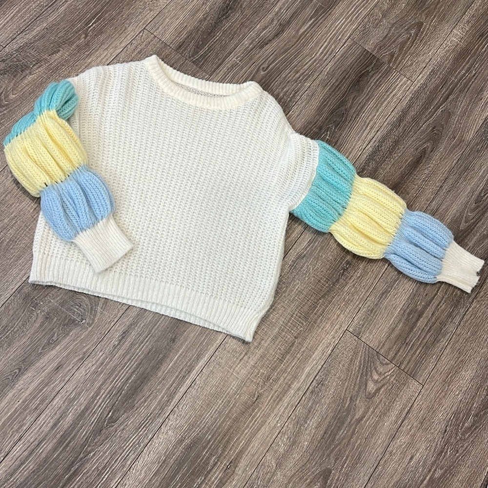 Boutique Balloon Colorblock Sleeve sweater made in Italy